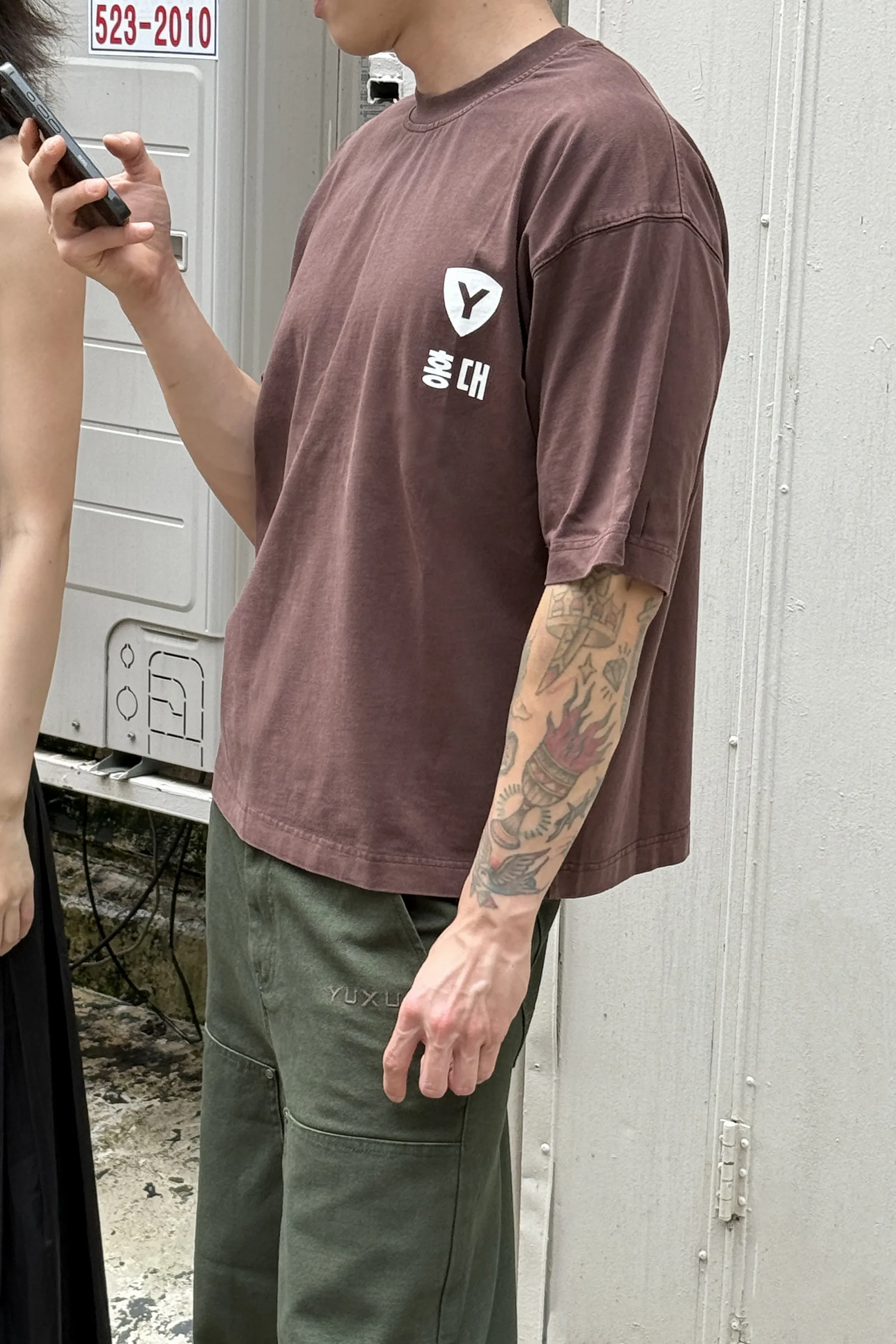 ACORN "HONGDAE" T-SHIRT - Image 4