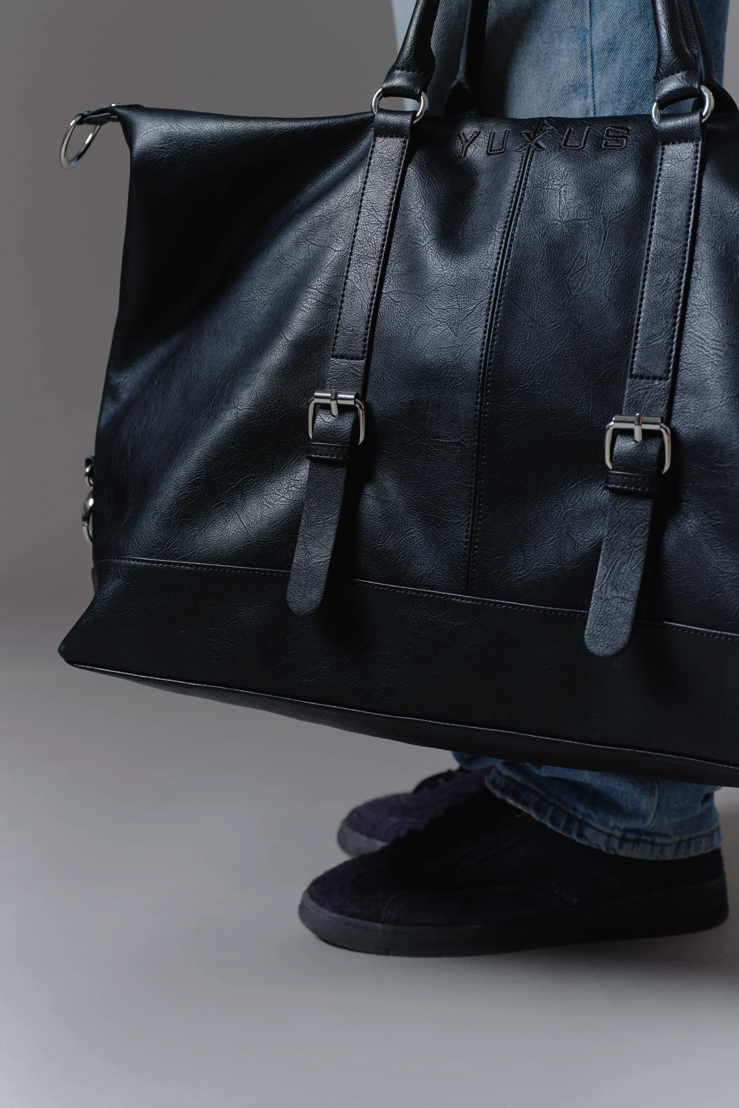 BLACK "VOYAGER" LEATHER BAG - Image 6