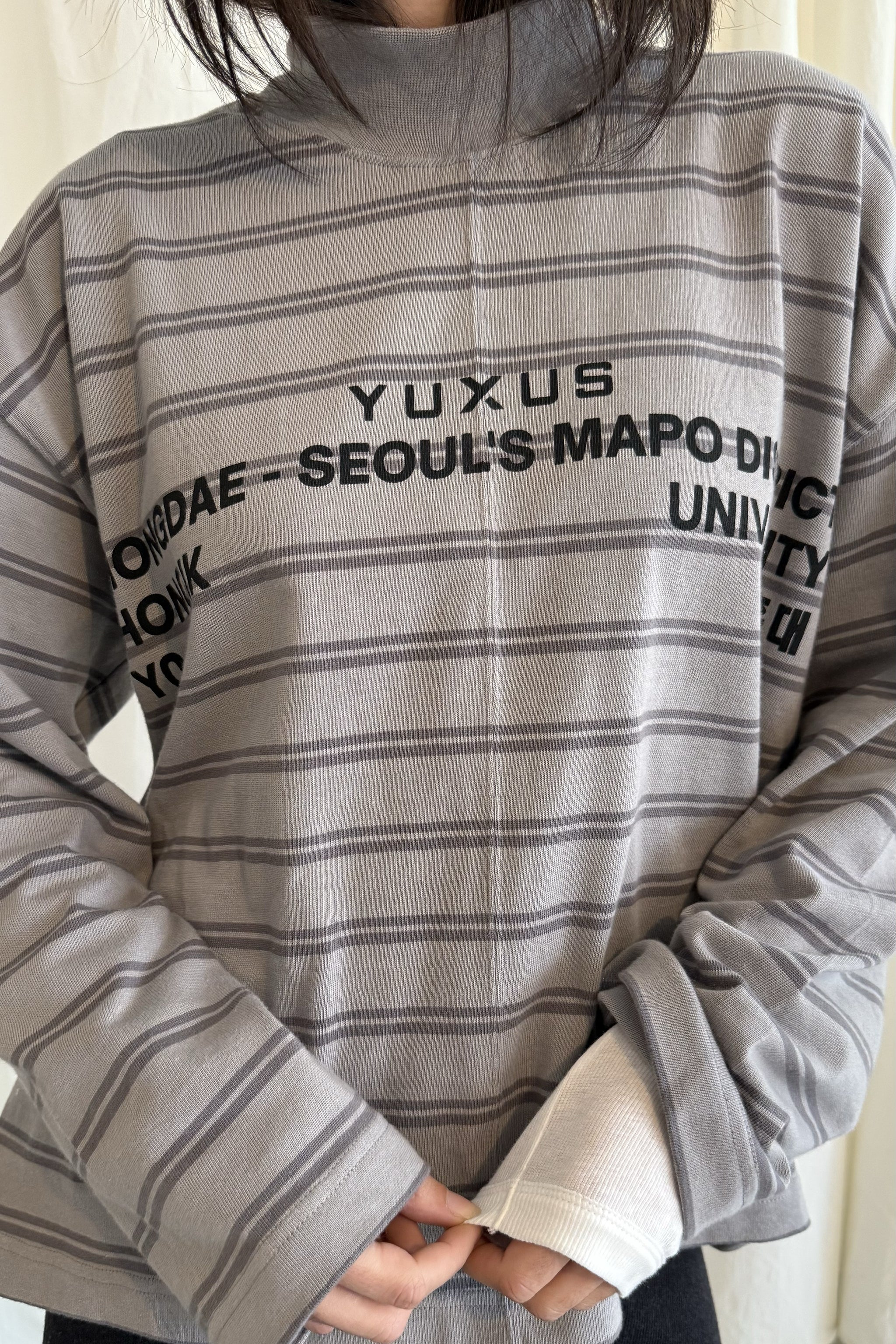GLOSSY "HONGDAE" LONGSLEEVE - Image 8