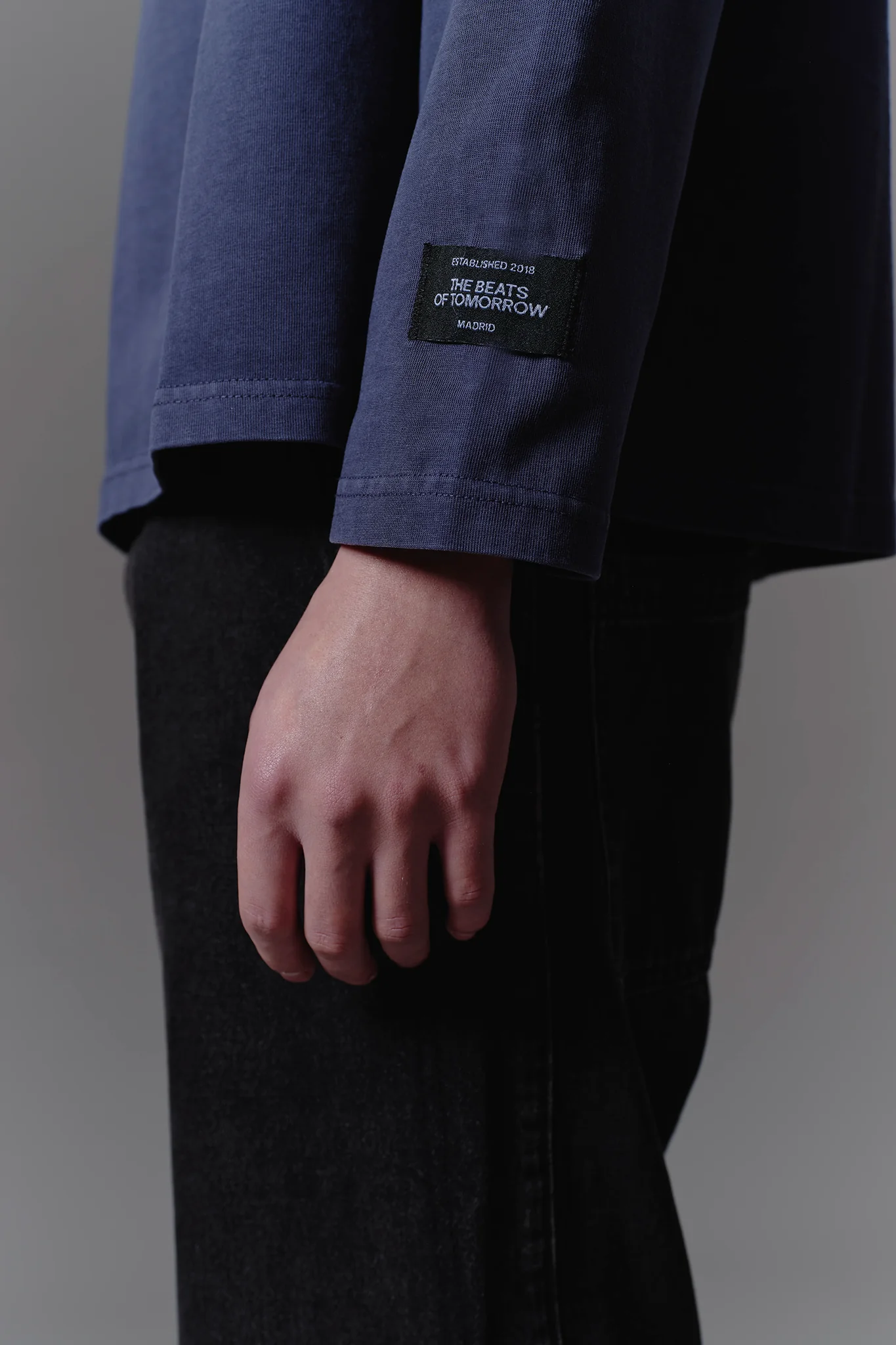 HALE "VOYAGER" LONGSLEEVE - Image 4