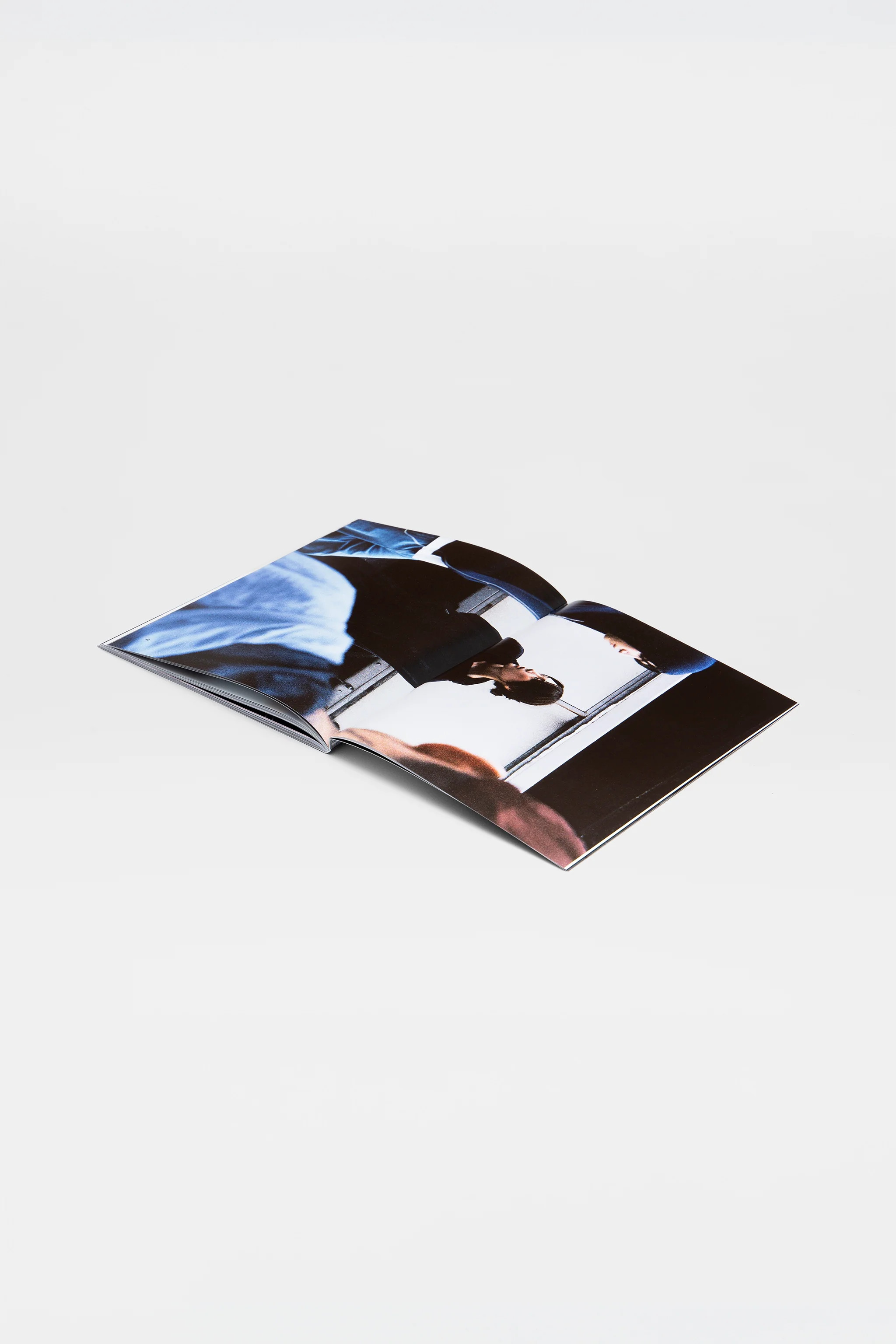 MAGAZINE FW25 - Image 3