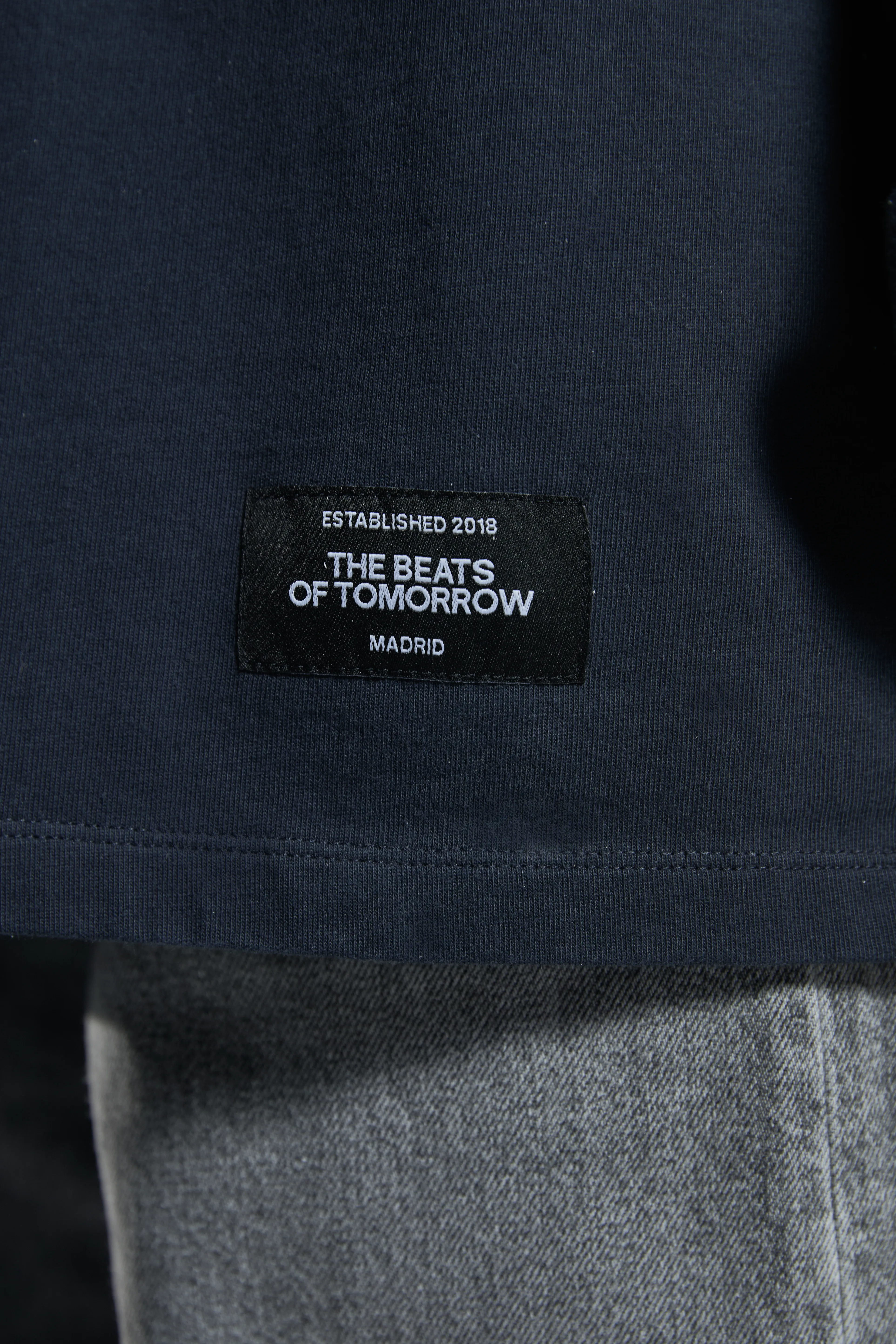 OMBRA "ATLAS" LONGSLEEVE - Image 7