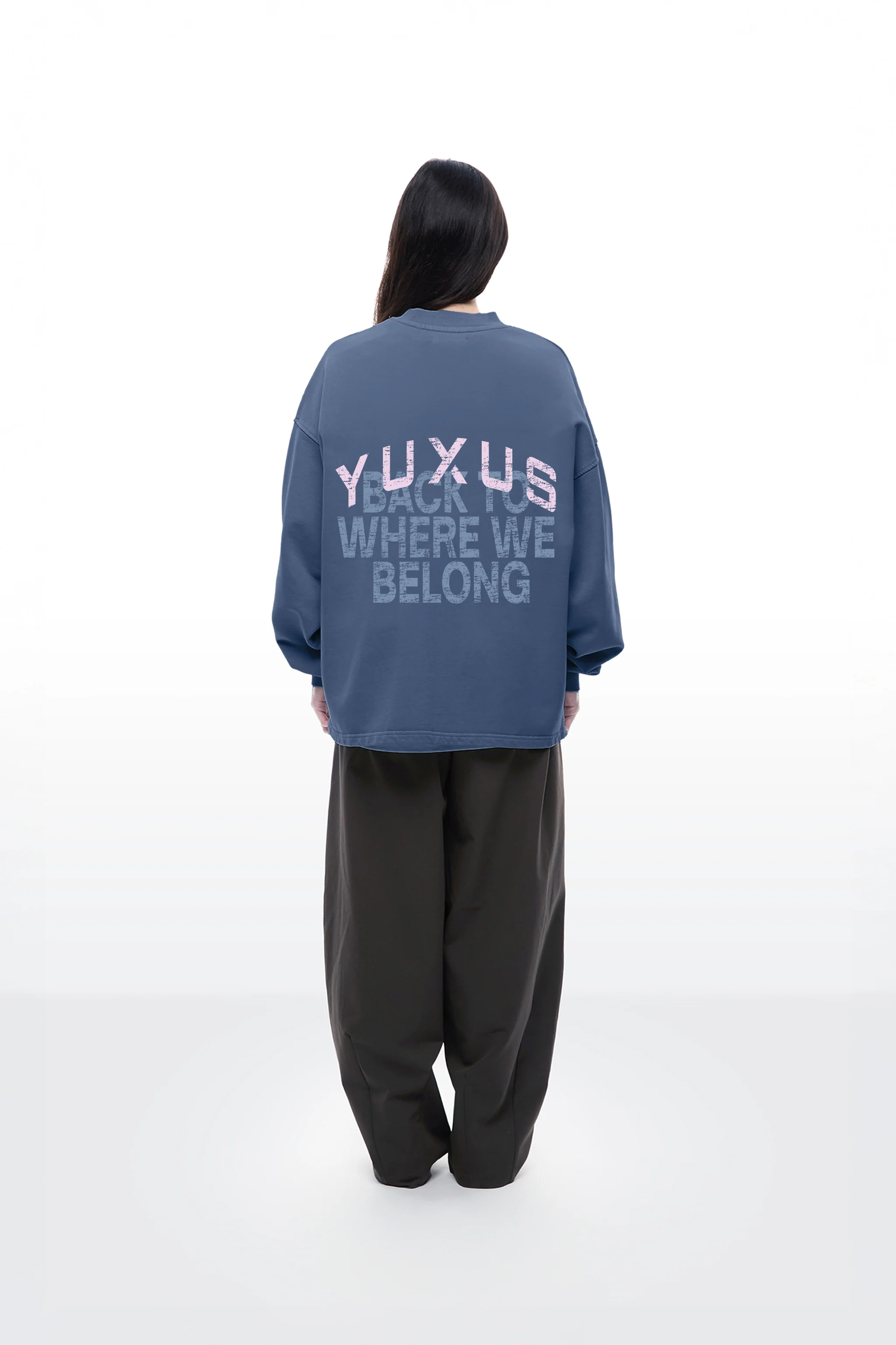 STARLIT "LE CLUB" CREWNECK - Image 9