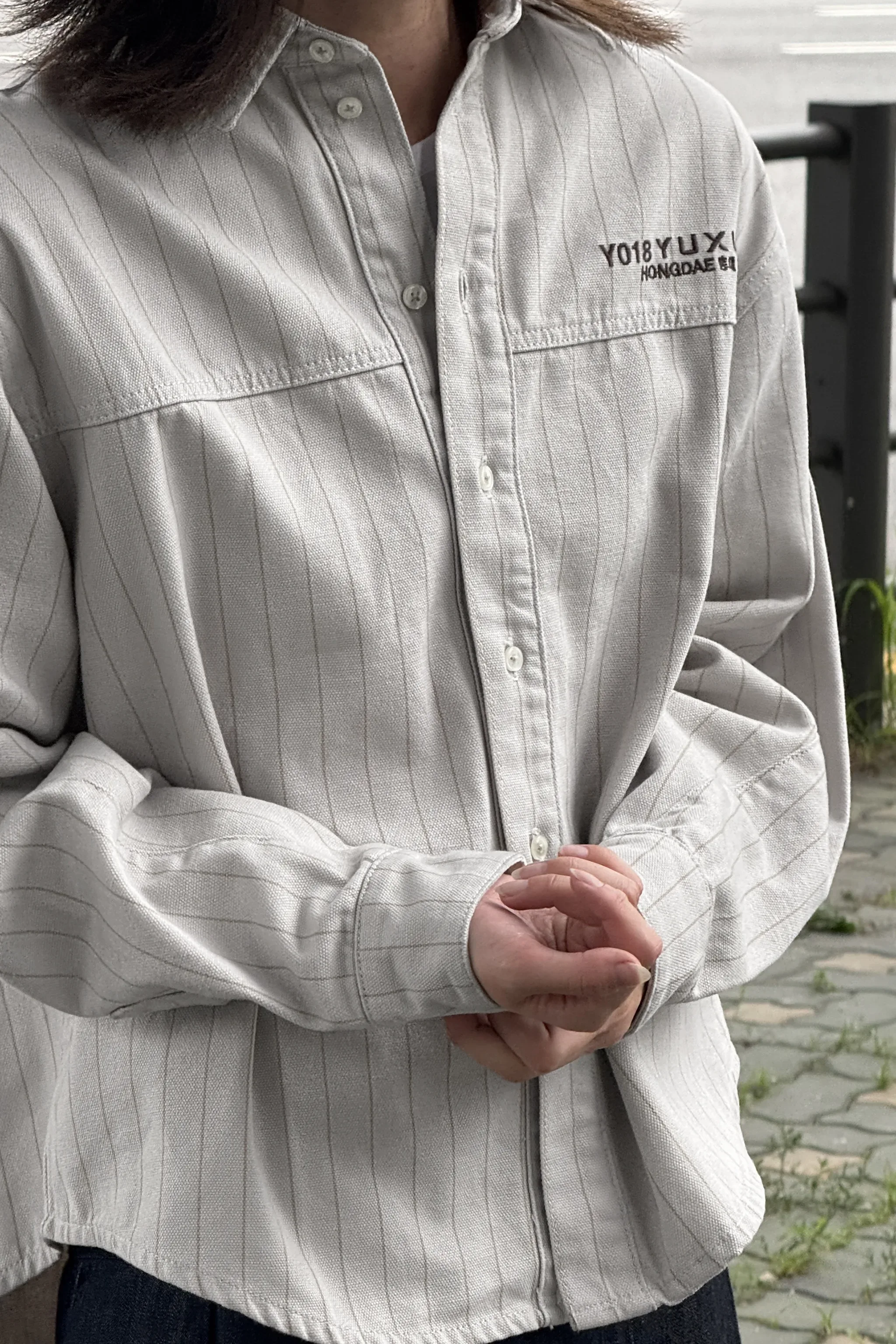 TAUPE "HONGDAE" SHIRT - Image 4