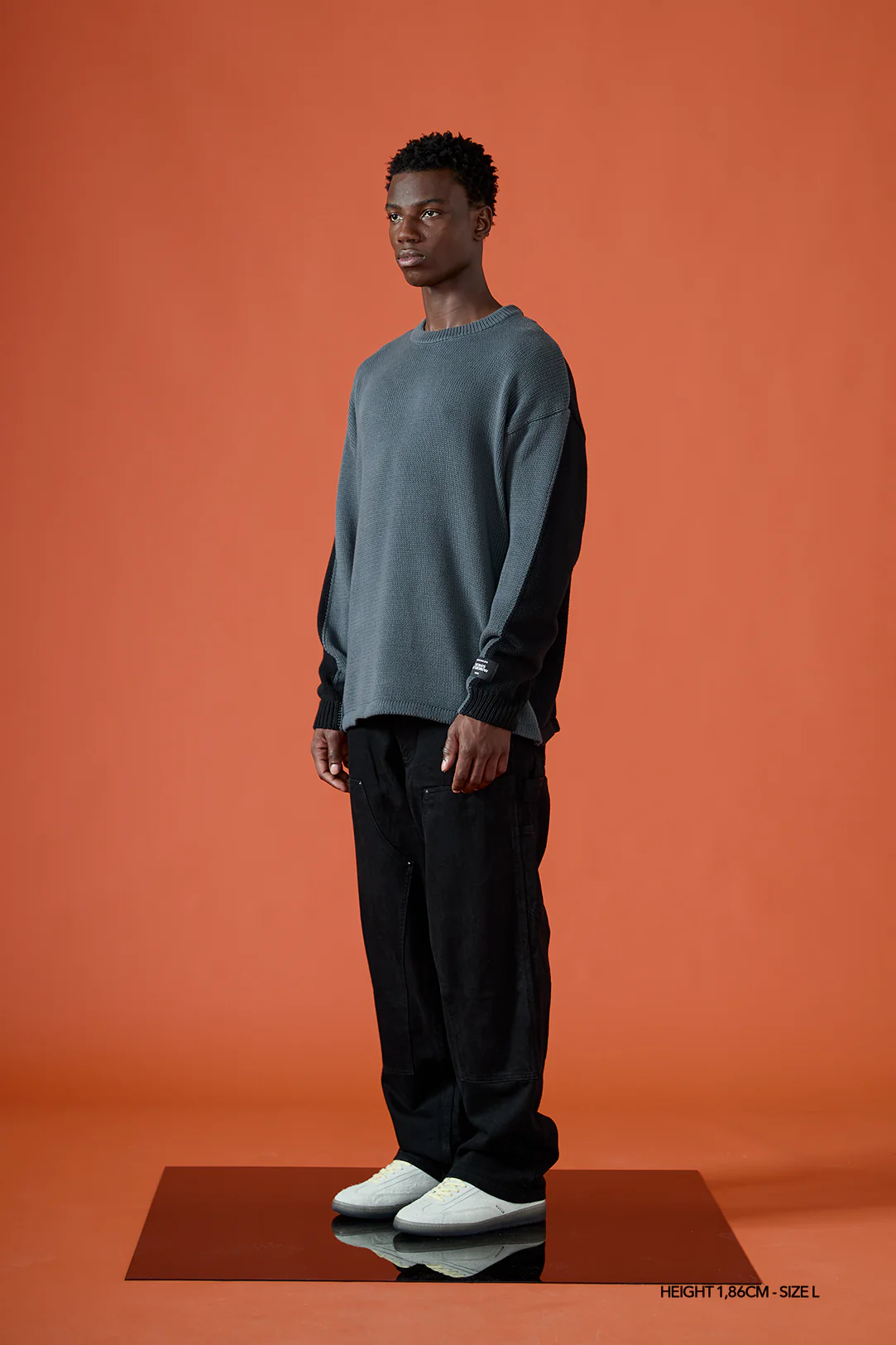 ZINC "GRAYSCALE" KNITTED CREWNECK - Image 4